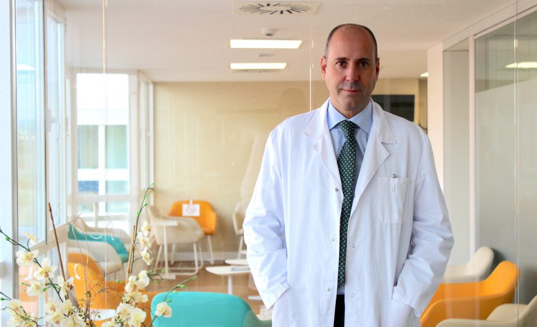 EL CONFIDENCIAL:  Doctor Javier Cortés – “It takes two years for some approved drugs to reach breast cancer patients”